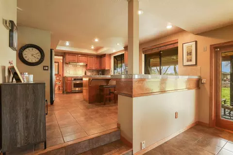 Entry Way - 29423 S Chrisman Rd, Tracy, CA 95304 photo 4 of 8