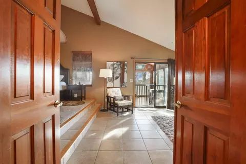 Entry Way - 29423 S Chrisman Rd, Tracy, CA 95304 photo 7 of 8