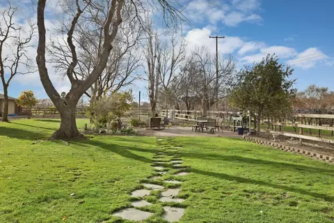Exterior - 29423 S Chrisman Rd, Tracy, CA 95304 photo 7 of 24