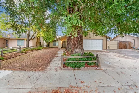 722 Likala Dr, Stockton, CA 95210 photo 1