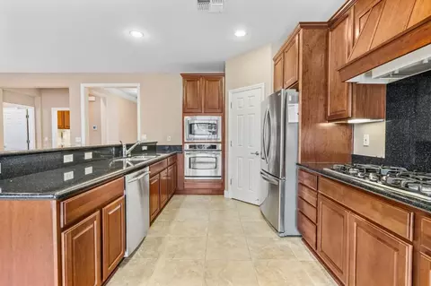 2355 Pepper Tree Ln, Manteca, CA 95336 photo 14