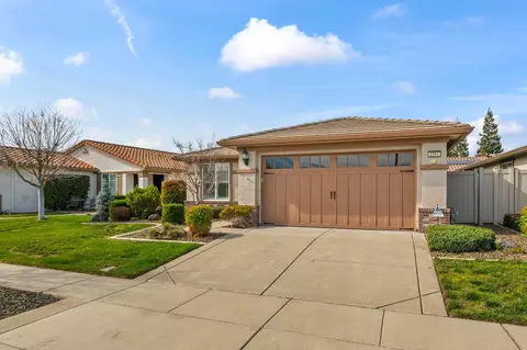 2355 Pepper Tree Ln, Manteca, CA 95336 photo 2