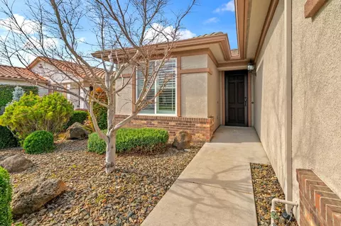 2355 Pepper Tree Ln, Manteca, CA 95336 photo 3