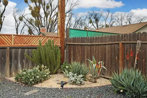 1613 Pimlico Dr, Modesto, CA 95350 photo 29
