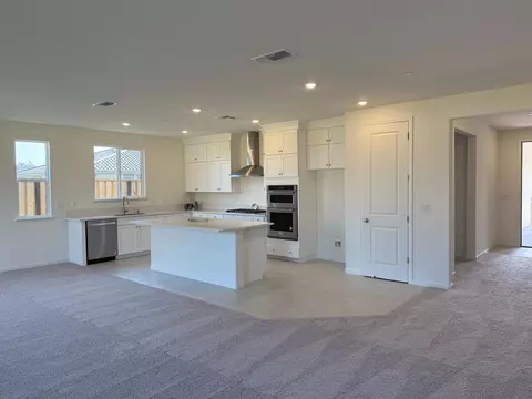 2519 Cassia St, Lodi, CA 95242 photo 2
