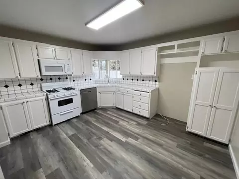 2432 Roble Ave, Modesto, CA 95354 photo 5