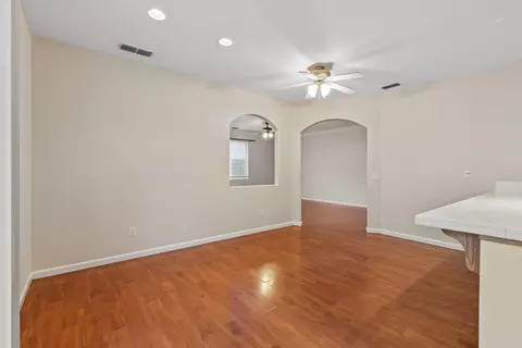 2121 Carson Oak Ct, Modesto, CA 95355 photo 8