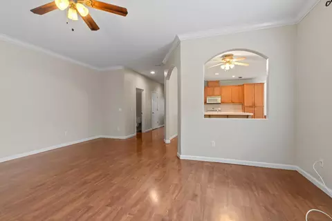 2121 Carson Oak Ct, Modesto, CA 95355 photo 5