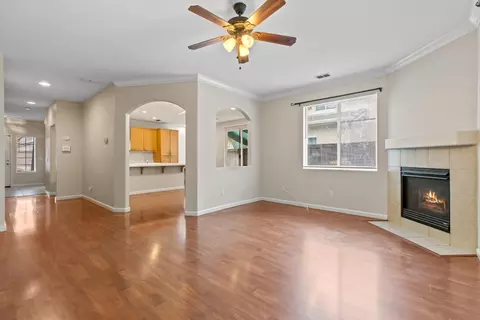2121 Carson Oak Ct, Modesto, CA 95355 photo 3
