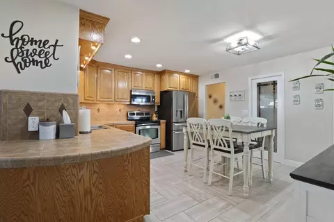 2012 Sweetwater Dr, Modesto, CA 95355 photo 14
