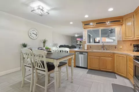 2012 Sweetwater Dr, Modesto, CA 95355 photo 16