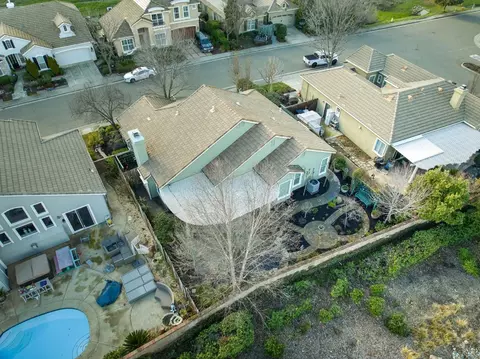 View/Area - 732 Morningside Ct, Folsom, CA 95630 photo 3 of 10