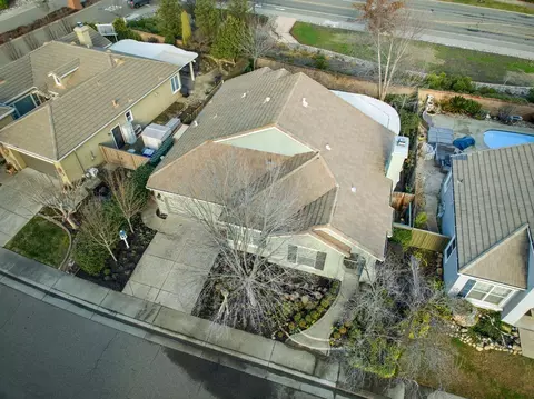 View/Area - 732 Morningside Ct, Folsom, CA 95630 photo 6 of 10