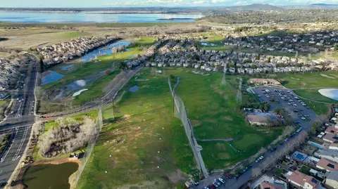 View/Area - 732 Morningside Ct, Folsom, CA 95630 photo 9 of 10
