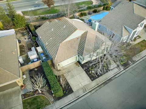 View/Area - 732 Morningside Ct, Folsom, CA 95630 photo 5 of 10