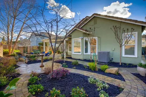 Exterior - 732 Morningside Ct, Folsom, CA 95630 photo 9 of 14