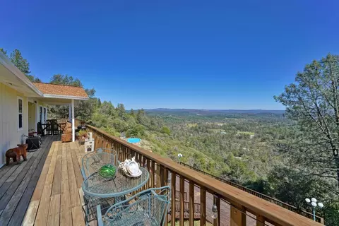 3881 Thorson Dr, Placerville, CA 95667 photo 1