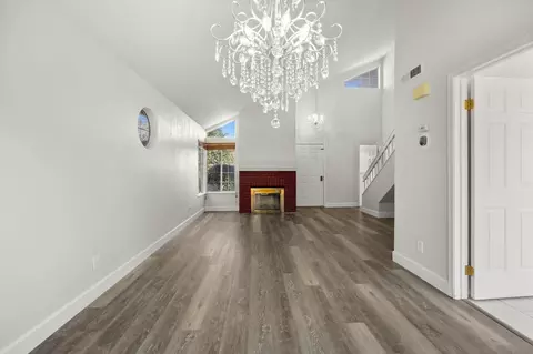 1867 W Kavanagh Ave, Tracy, CA 95376 photo 2