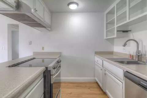 Kitchen - 3714 Garfield Ave, Carmichael, CA 95608 photo 3 of 5