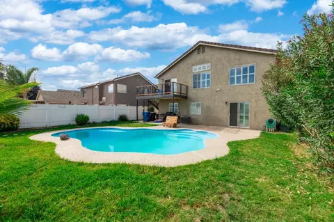 Exterior - 1178 Cherry Oak Ln, Manteca, CA 95336 photo 5 of 7