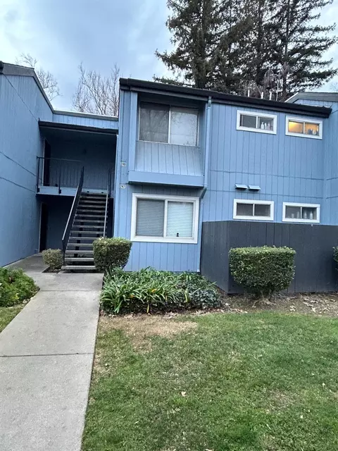 3591 Quail Lakes Dr #247, Stockton, CA 95207