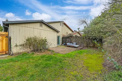 624 Robin Pl, Davis, CA 95616 photo 21