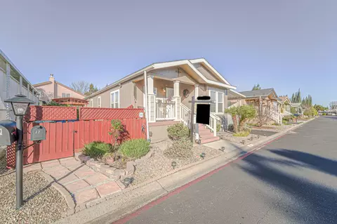 68 Clipper, Modesto, CA 95356 photo 4