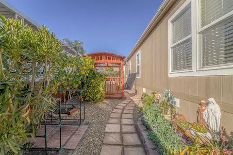 68 Clipper, Modesto, CA 95356 photo 25