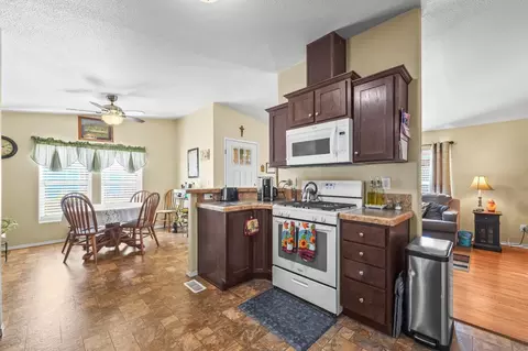 68 Clipper, Modesto, CA 95356 photo 13