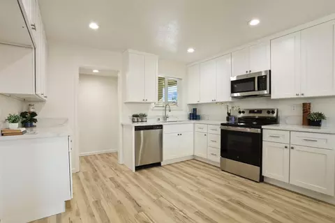 Kitchen - 2807 Balboa Dr, Tracy, CA 95376 photo 1 of 3