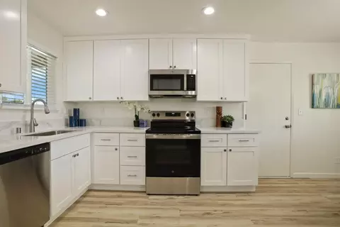 Kitchen - 2807 Balboa Dr, Tracy, CA 95376 photo 2 of 3
