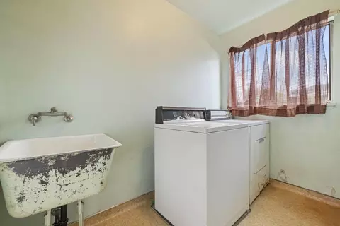 355 Sycamore Ave, Gustine, CA 95322 photo 24