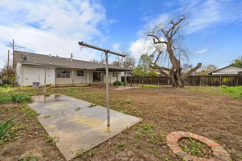 355 Sycamore Ave, Gustine, CA 95322 photo 38