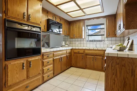 1119 Mammoth Dr, Manteca, CA 95337 photo 10