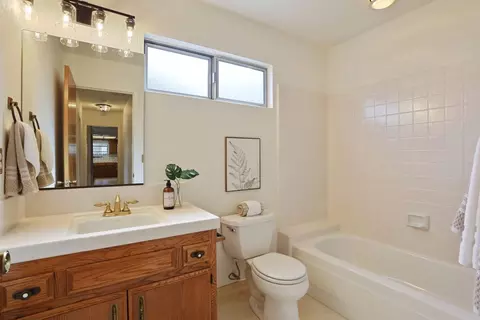 1119 Mammoth Dr, Manteca, CA 95337 photo 17