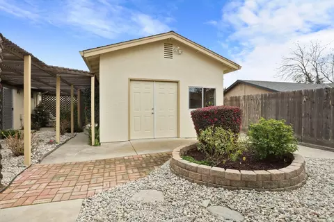 1119 Mammoth Dr, Manteca, CA 95337 photo 30