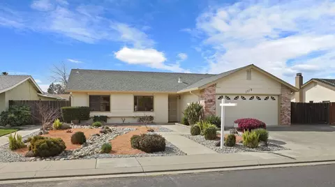 1119 Mammoth Dr, Manteca, CA 95337 photo 1
