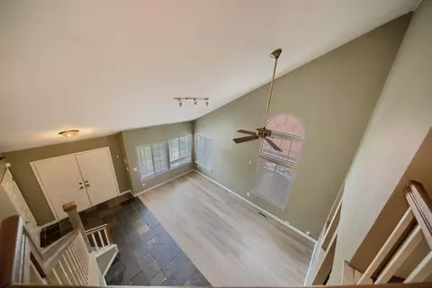 Living - 480 Krider Ct, Tracy, CA 95376 photo 6 of 16