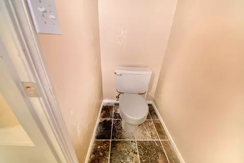 Bath - 480 Krider Ct, Tracy, CA 95376 photo 6 of 11