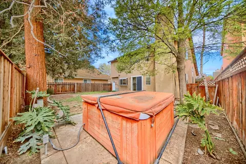 Exterior - 480 Krider Ct, Tracy, CA 95376 photo 6 of 14