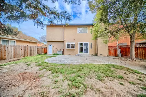 Exterior - 480 Krider Ct, Tracy, CA 95376 photo 5 of 14