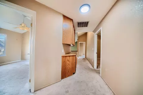 Entry Way - 480 Krider Ct, Tracy, CA 95376 photo 9 of 10