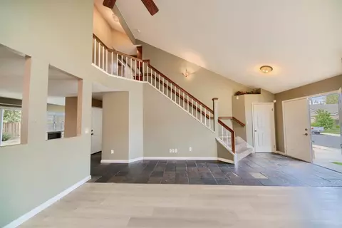 Living - 480 Krider Ct, Tracy, CA 95376 photo 3 of 16