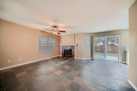 Living - 480 Krider Ct, Tracy, CA 95376 photo 8 of 16