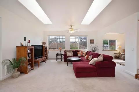 Living - 706 Oak Crest Cir, Placerville, CA 95667 photo 5 of 7