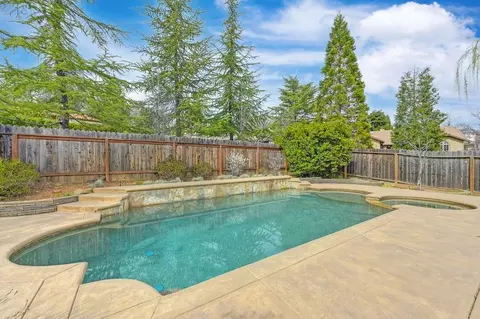 Exterior - 706 Oak Crest Cir, Placerville, CA 95667 photo 23 of 37