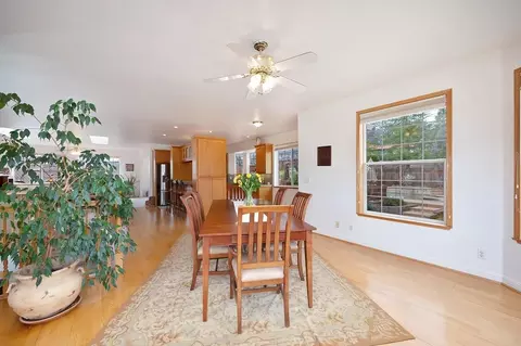 Dining - 706 Oak Crest Cir, Placerville, CA 95667 photo 4 of 5