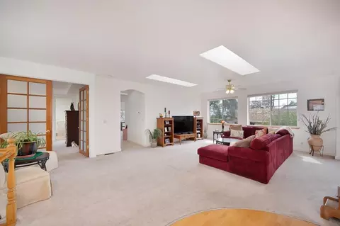 Living - 706 Oak Crest Cir, Placerville, CA 95667 photo 1 of 7