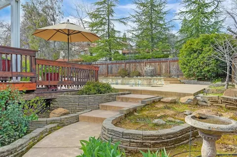 Exterior - 706 Oak Crest Cir, Placerville, CA 95667 photo 33 of 37