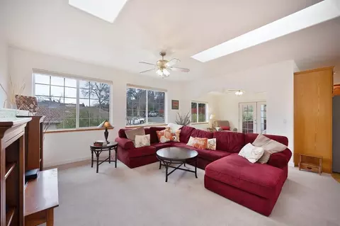 Living - 706 Oak Crest Cir, Placerville, CA 95667 photo 4 of 7